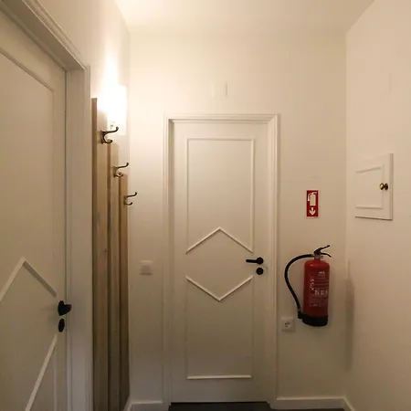 Апартаменты Z&a - Spacious Apartment, Close To The Strip *