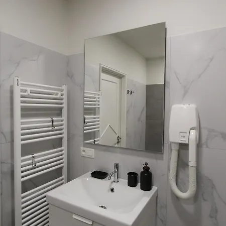 Z&a - Spacious Apartment, Close To The Strip * Албуфейра