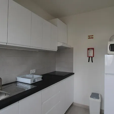 Апартаменты Z&a - Spacious Apartment, Close To The Strip Албуфейра